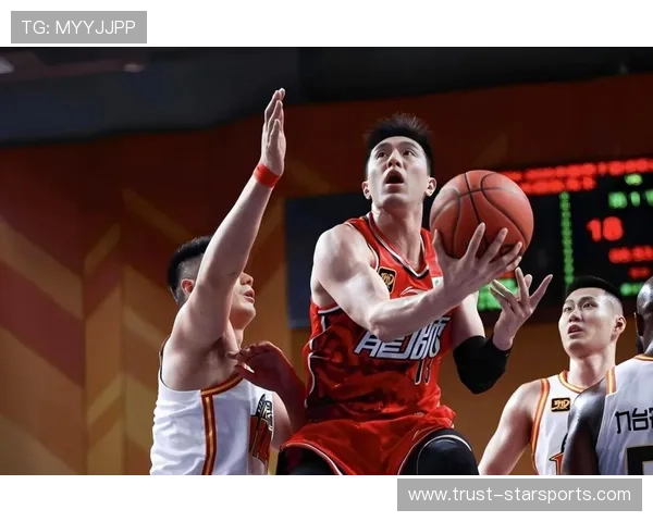 CBA季后赛激烈对决各队拼搏争冠球迷期待精彩表现