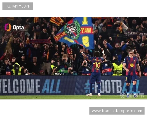 梅西重返巴萨引发热议球迷期待新赛季豪华阵容冲击欧冠